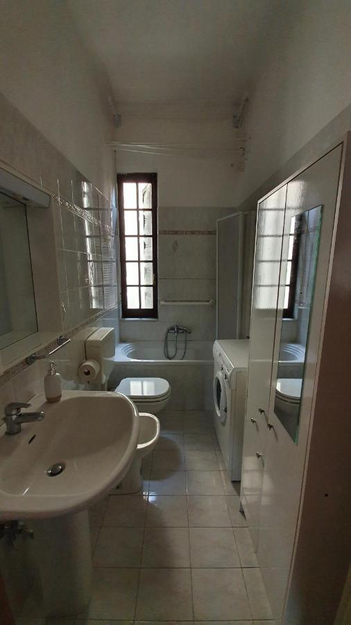 Casa Indipendente A 200 Metri Dal Mare Apartment Varazze Ngoại thất bức ảnh
